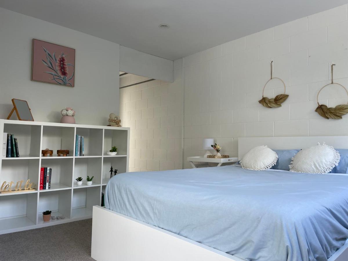 Apartment Family Friendly 3br Flat - 3min Walk To The - Self Contained Auckland