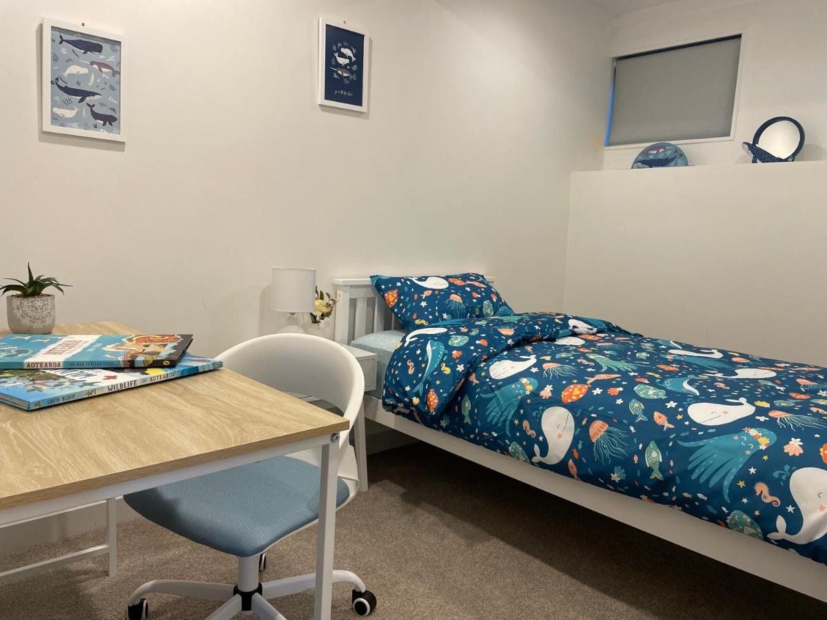 Family Friendly 3br Flat - 3min Walk To The - Self Contained