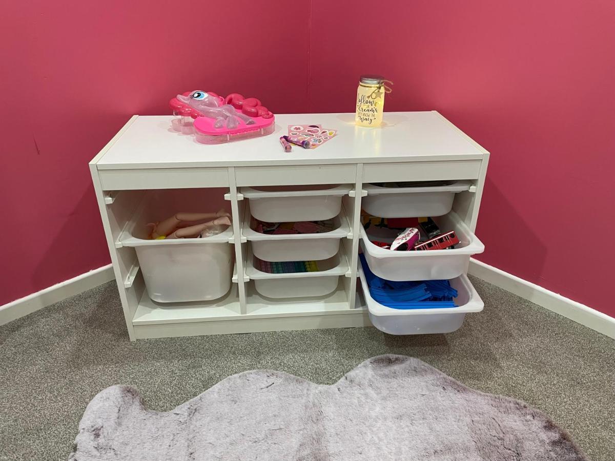 Family Friendly 3br Flat - 3min Walk To The - Self Contained
