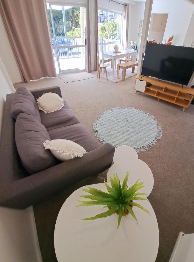 Apartment Family Friendly 3br Flat - 3min Walk To The - Self Contained Auckland