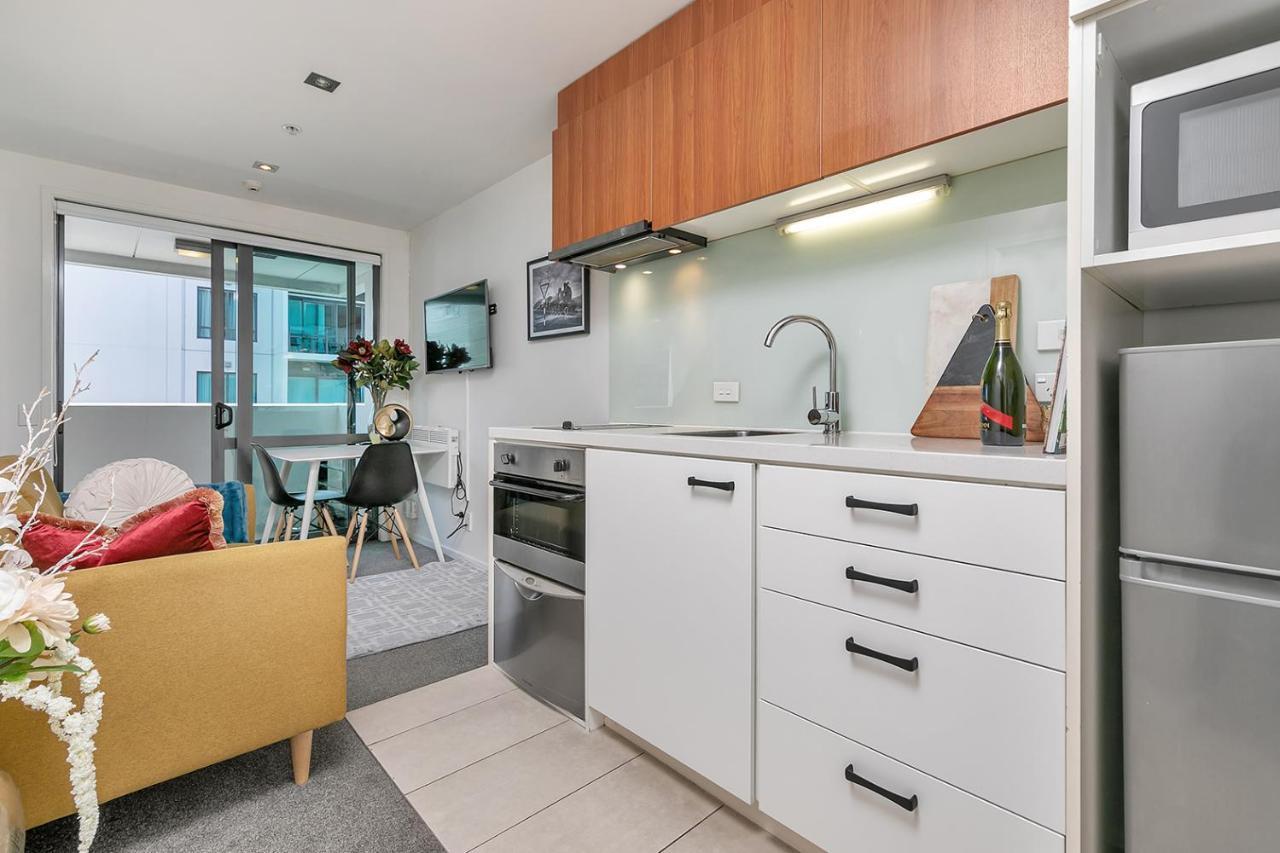 Apartment Dockside Delight + Cp!