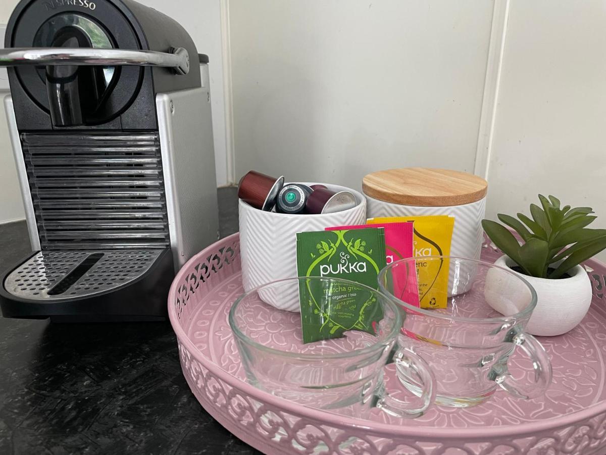 Apartment Family Friendly 3br Flat - 3min Walk To The - Self Contained Auckland