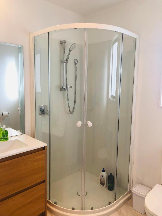Cozy Brand New Townhouse 24 * Auckland