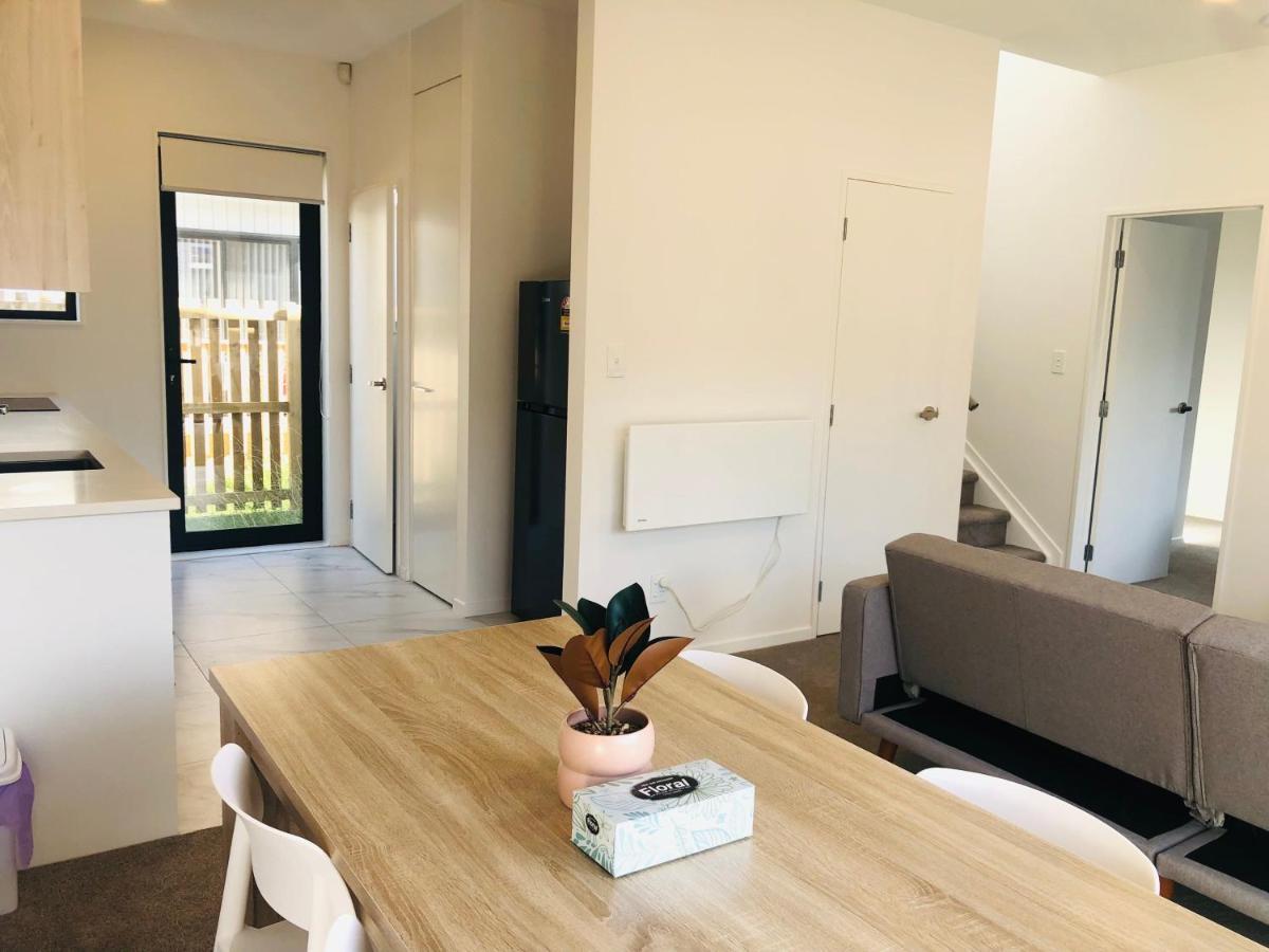 Cozy Brand New Townhouse 24 *
