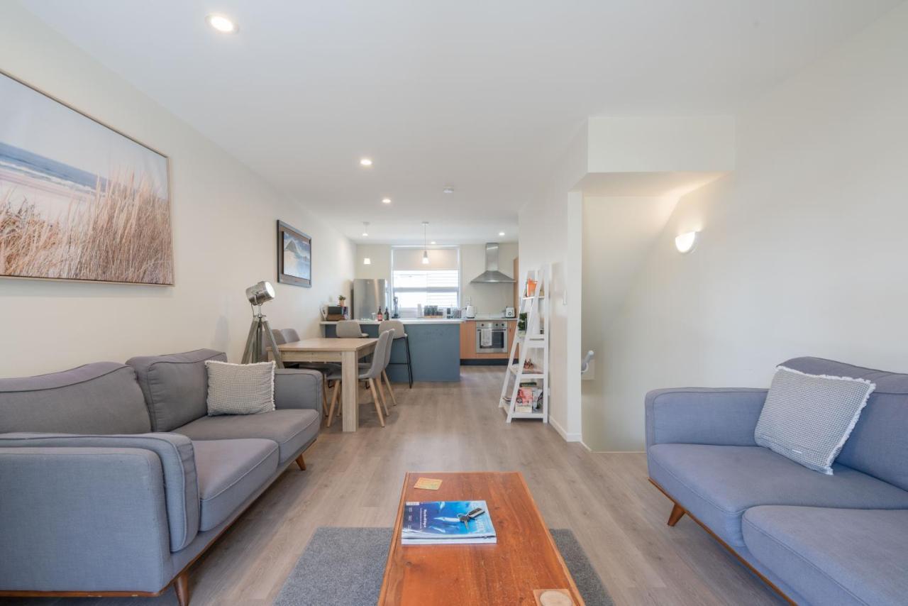 Spacious Near Cbd Pool Parking 3br Apartamento