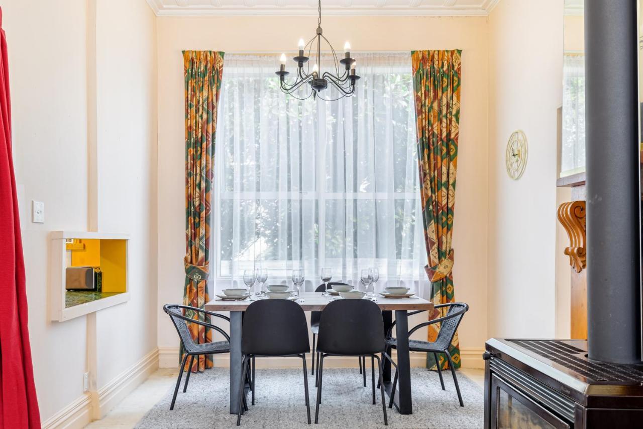 Holiday home 4bed Spacious In Chatswood Auckland