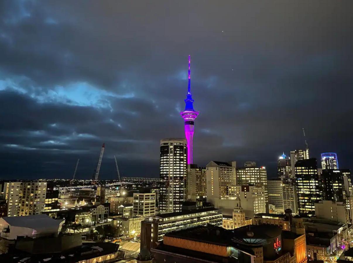 Skytower View 2 Bedroom Apartment