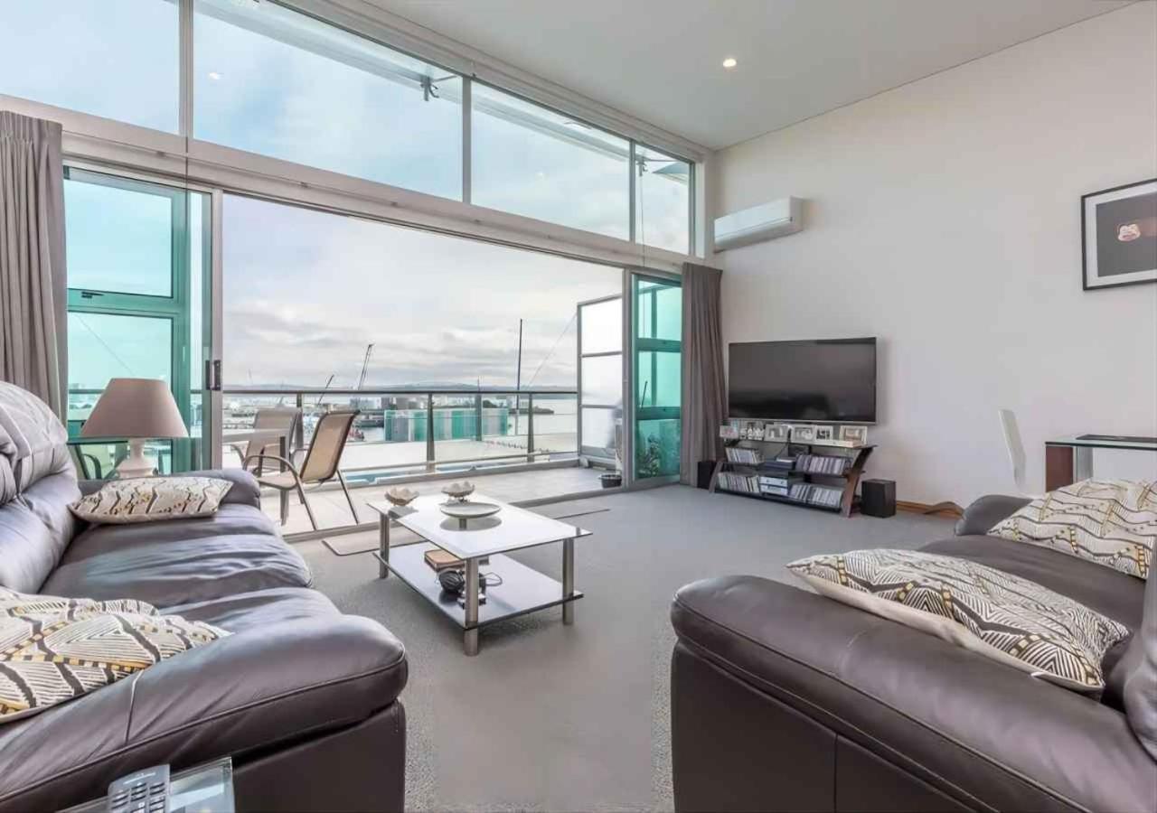 Waterfront Seaview - Same Building Block As Hilton
