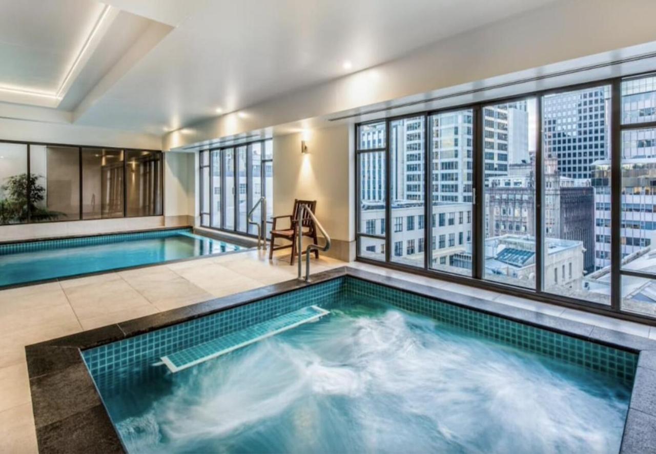 Metropolis With Skytower View Apartment *