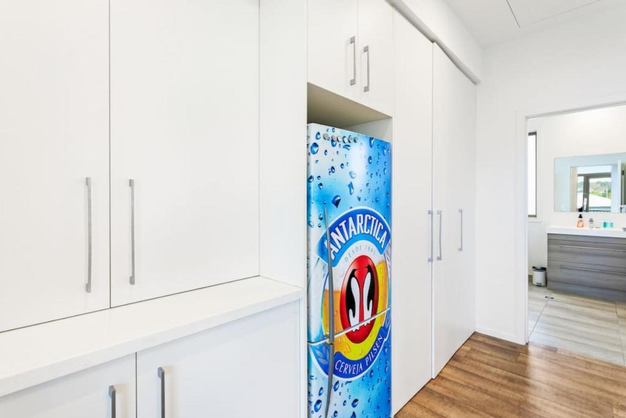The Perfect Pad On The Shore Seconds To Stadium Apartment