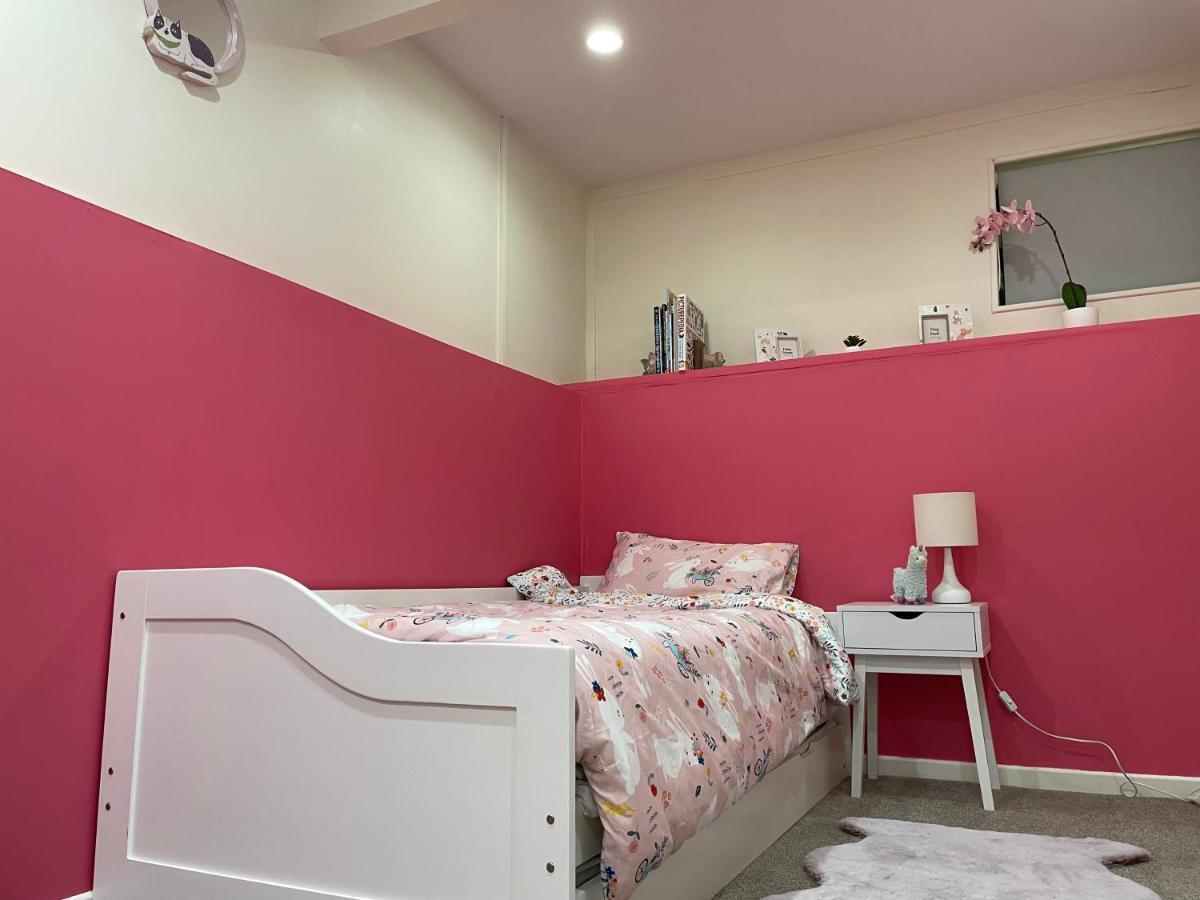 Family Friendly 3br Flat - 3min Walk To The - Self Contained * Auckland