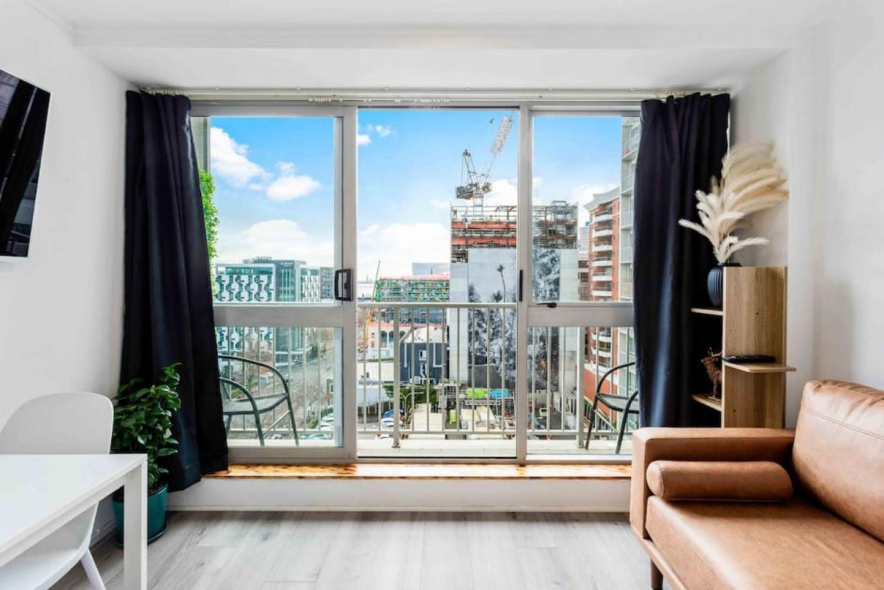 Apartment Cozy Two Bedroom With Seaview - Wifi - Gym