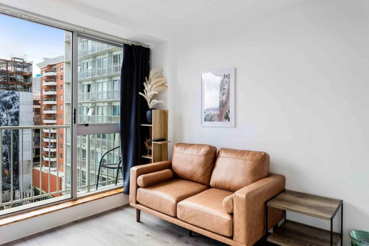 Cozy Two Bedroom With Seaview - Wifi - Gym Apartment *