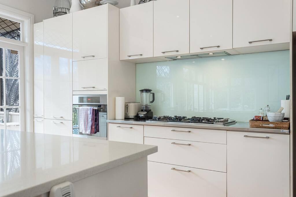 Parnell With Stunning Views Holiday home