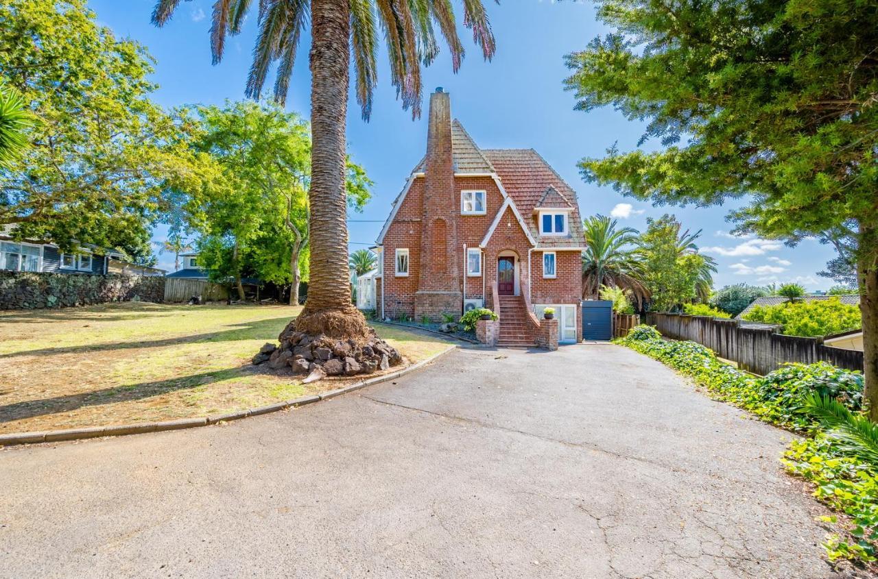 Big Family House 9 Bedroom 4bh 13 Bed Pousada