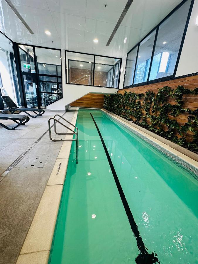 Apartment Spacious Magnificent Sea Views Front Of Sky Tower Auckland