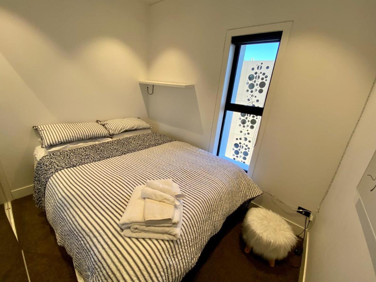 Apartment Entertainers Penthouse With 5 Bedrooms Pool &