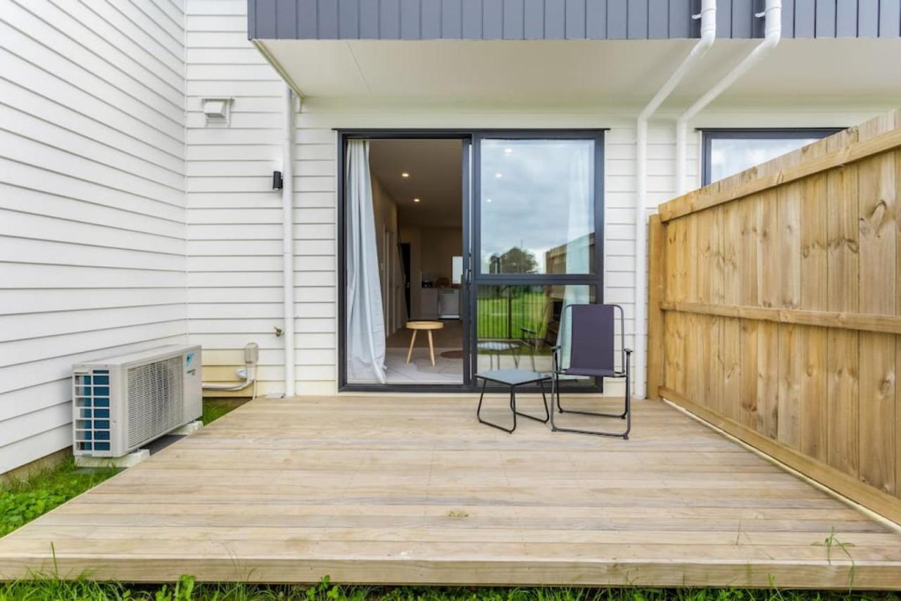 Urban Glow Townhouse With Parking