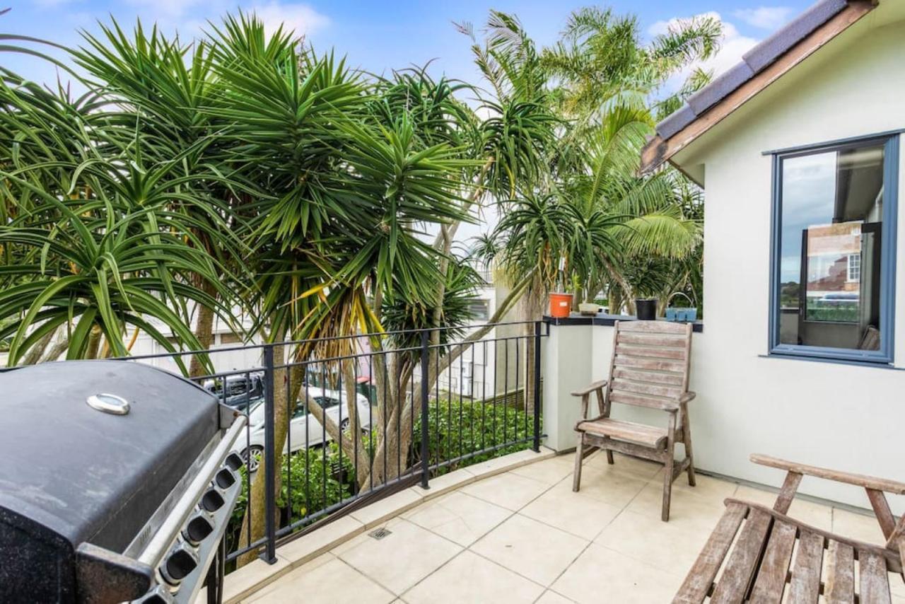 Modern 2br Abode - Near Eastern Beaches Apartment
