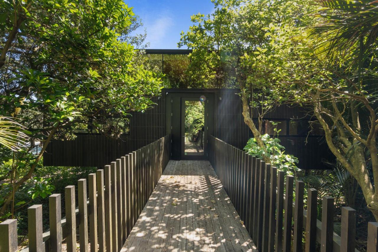 Holiday home Kawakawa House - Piha *