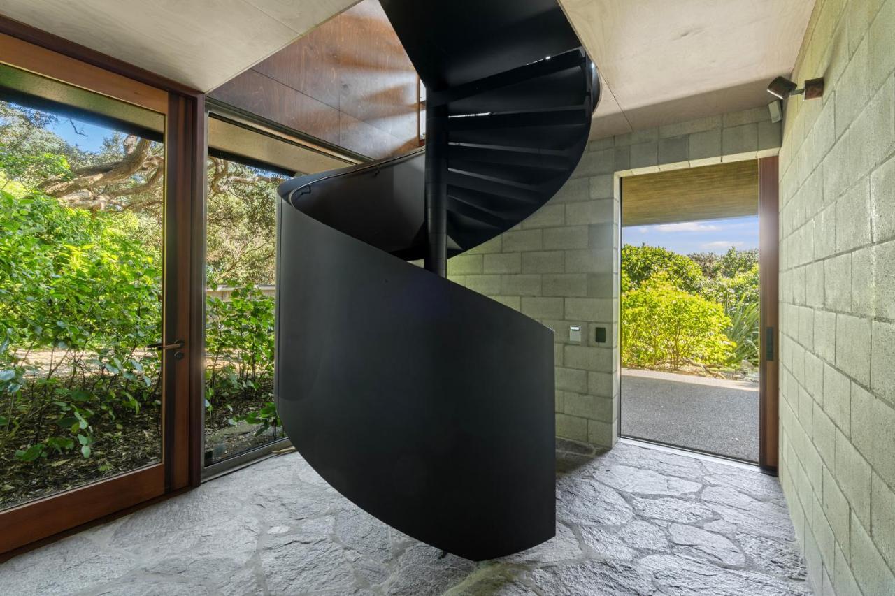 Kawakawa House - Piha *