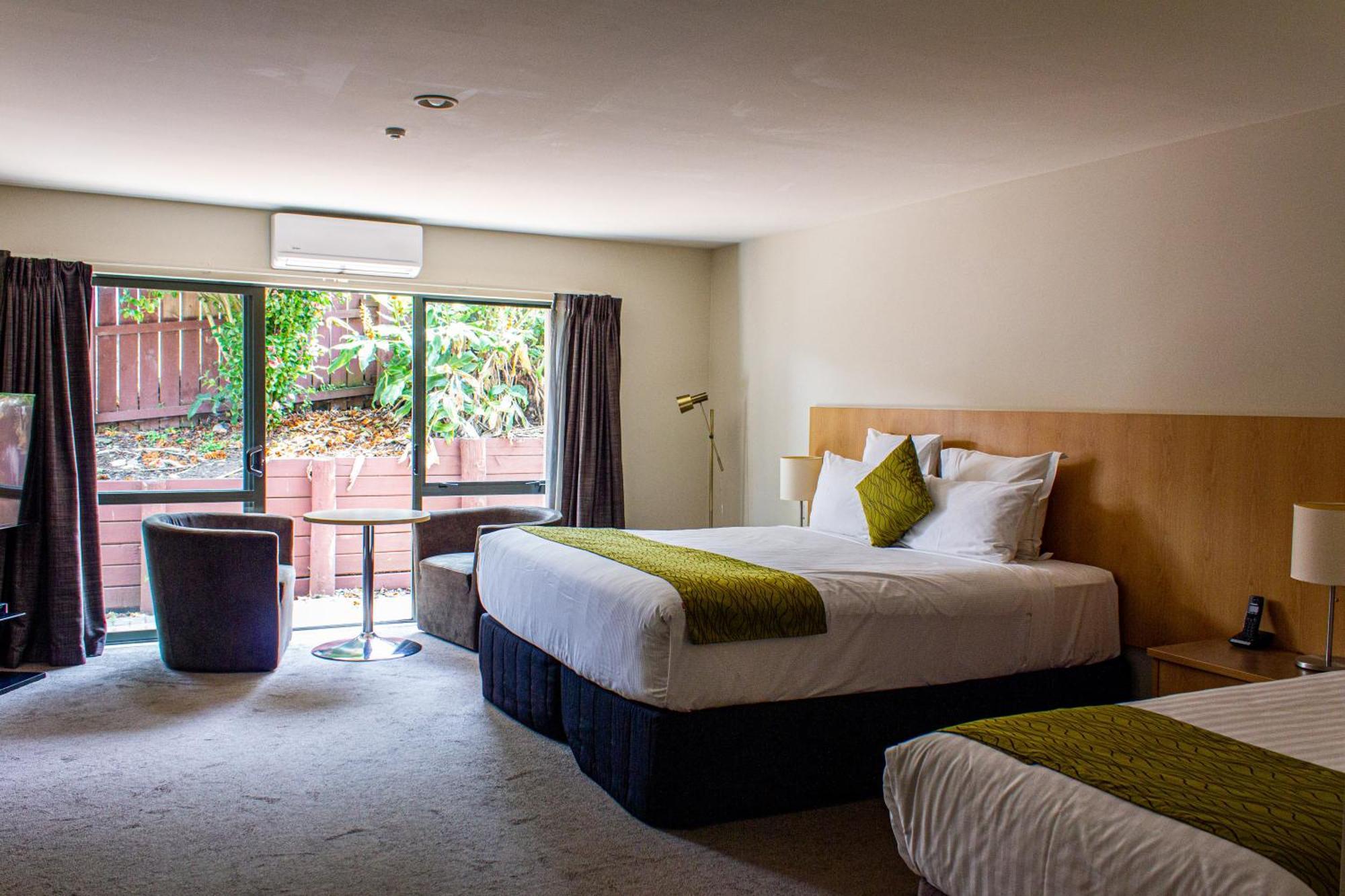 Edit Auckland Greenlane Hotel