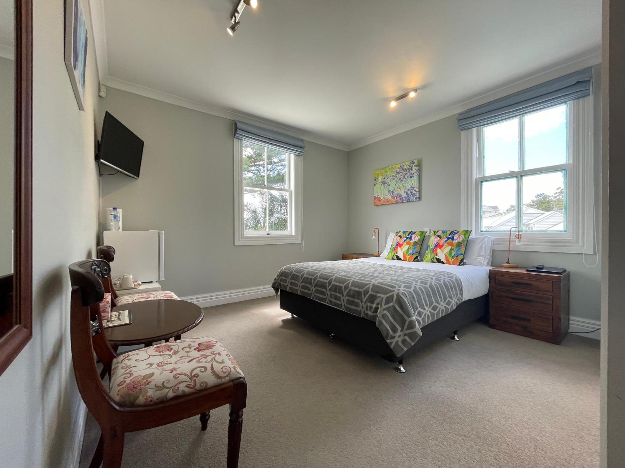 Western Springs To Central Heritage Guest house Auckland
