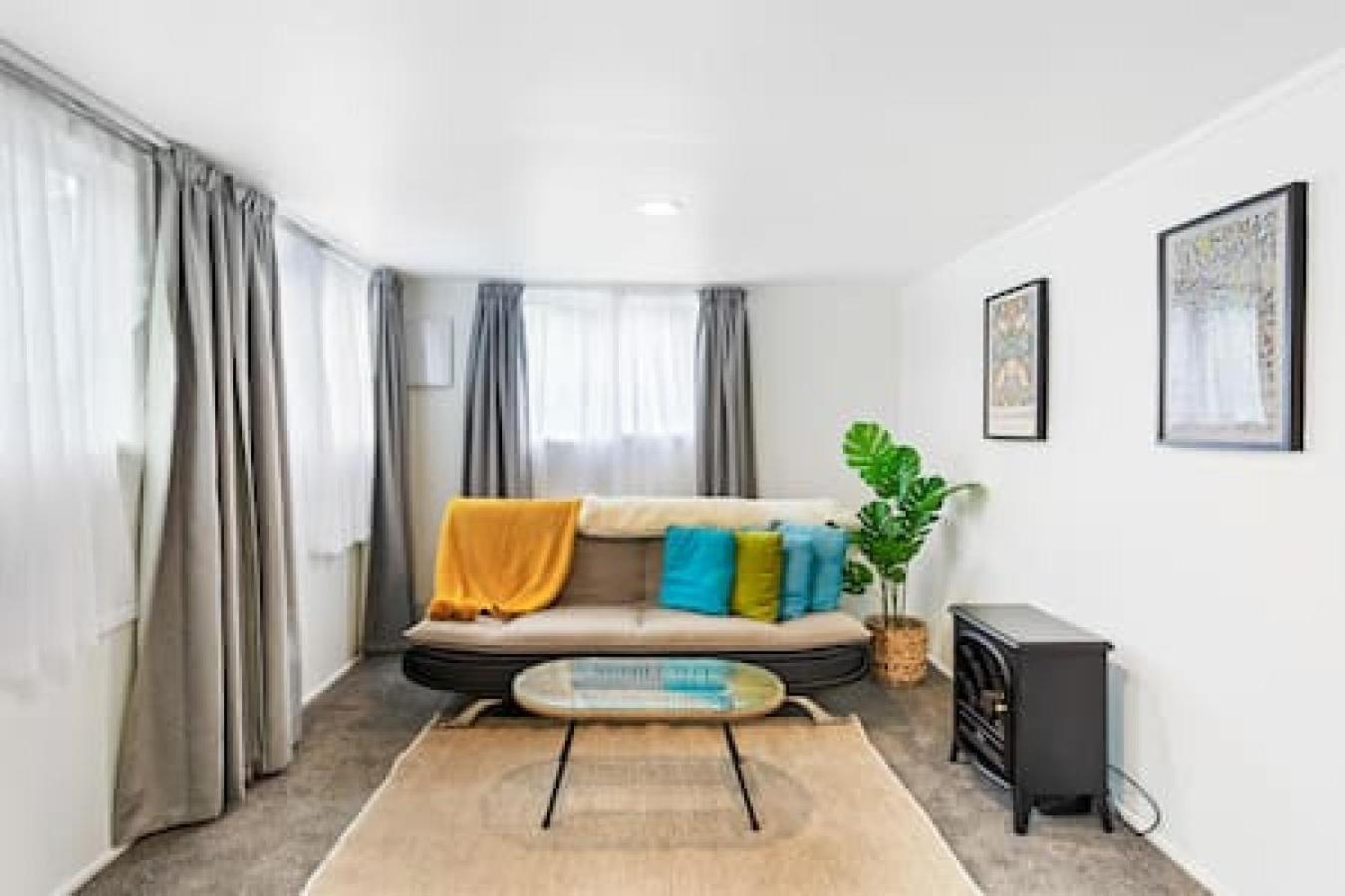 Calgary With Air Con Apartment Auckland