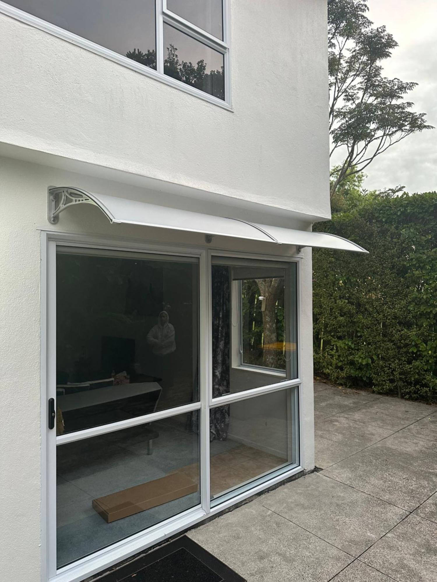 New Lynn Self- Contained Unit Near Golf Course * Auckland