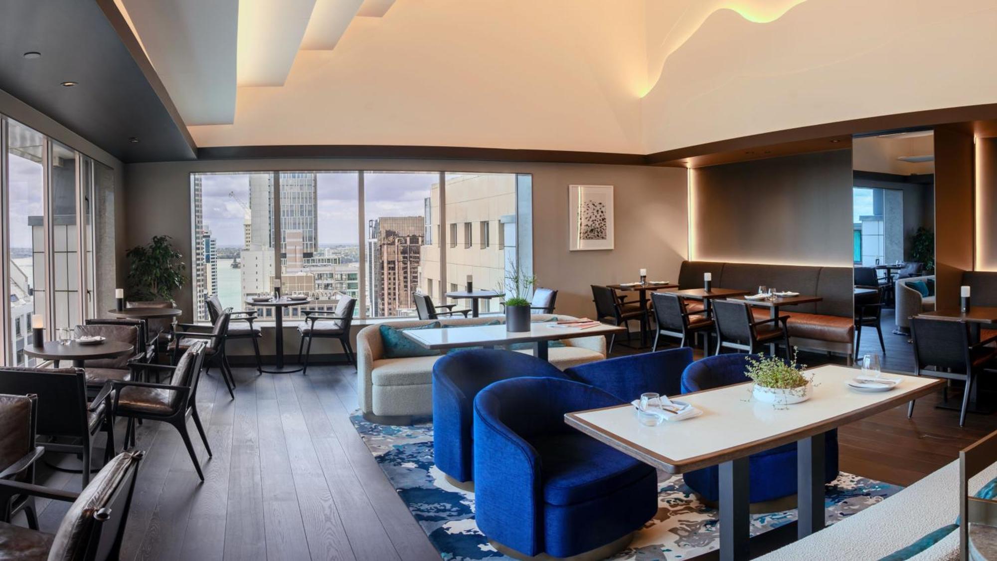 Crowne Plaza By Ihg 4*