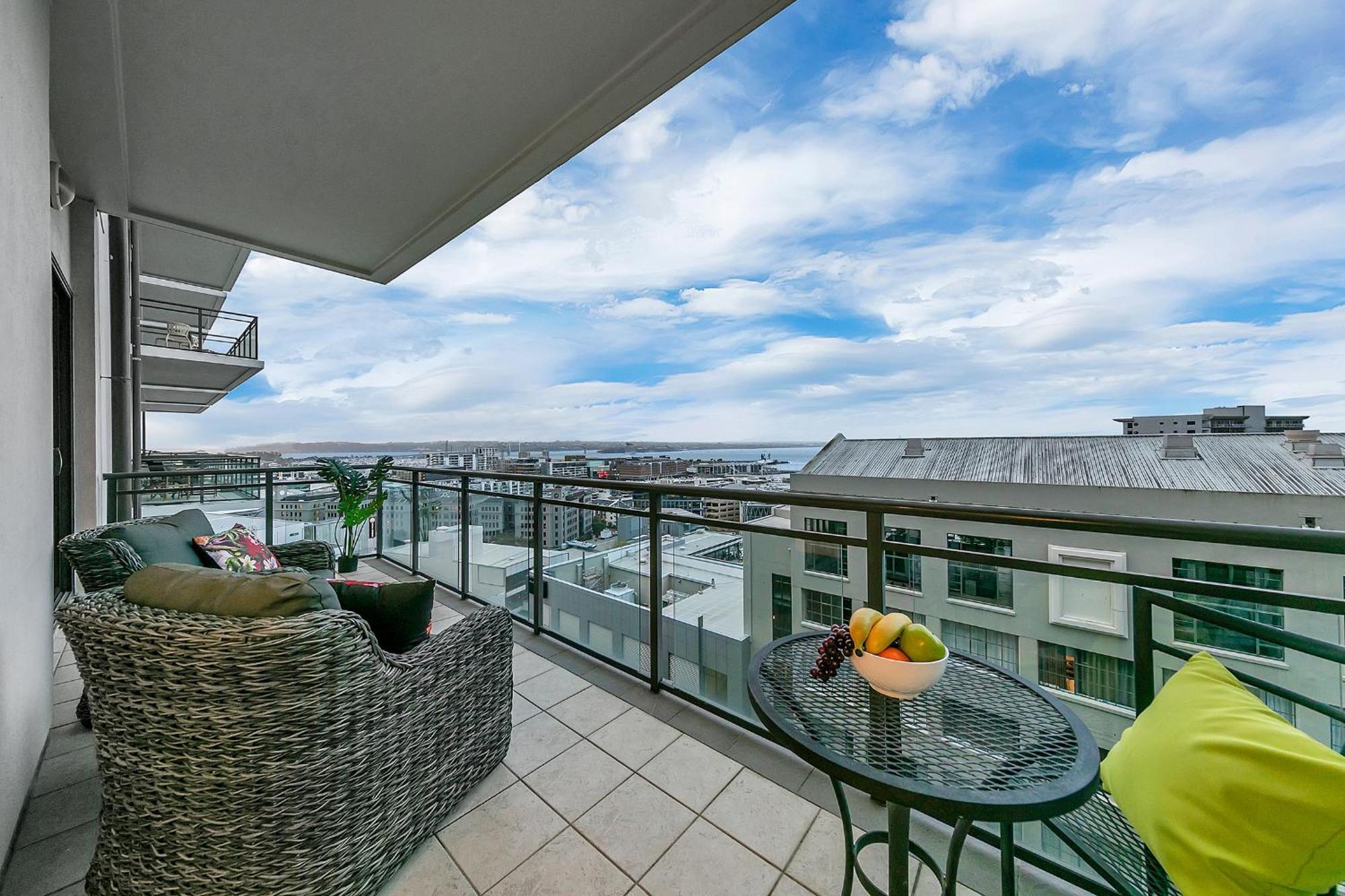 Royale Palace - Rooftop Pool &spa * Auckland