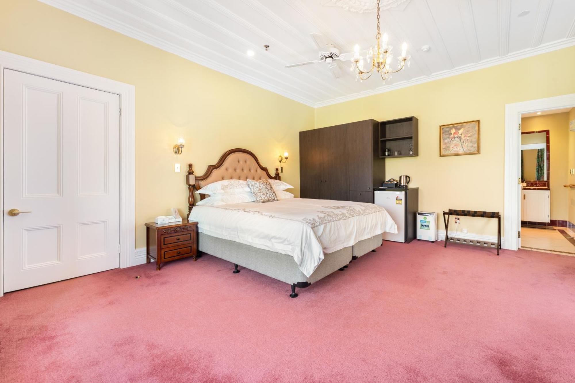 Aachen House 4*