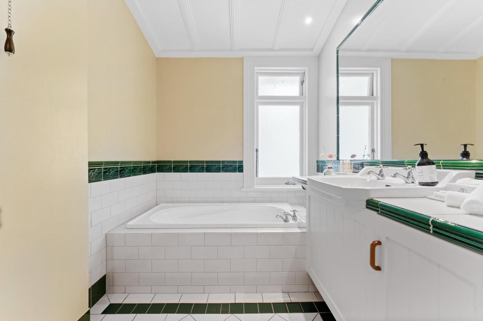 Hotel Aachen House