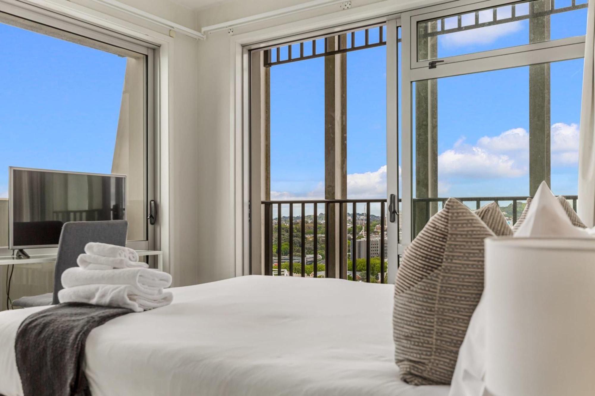 Luxury 2br In Cbd Pool, Gym, Prime Spot Auckland