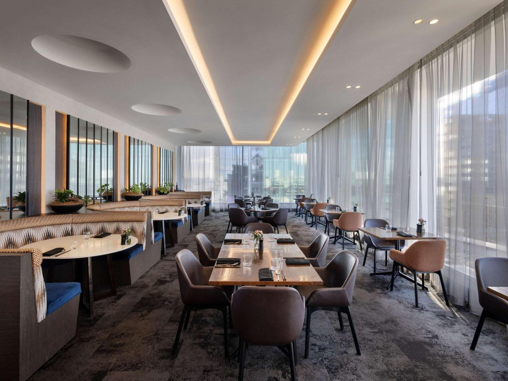 Movenpick 5* Auckland