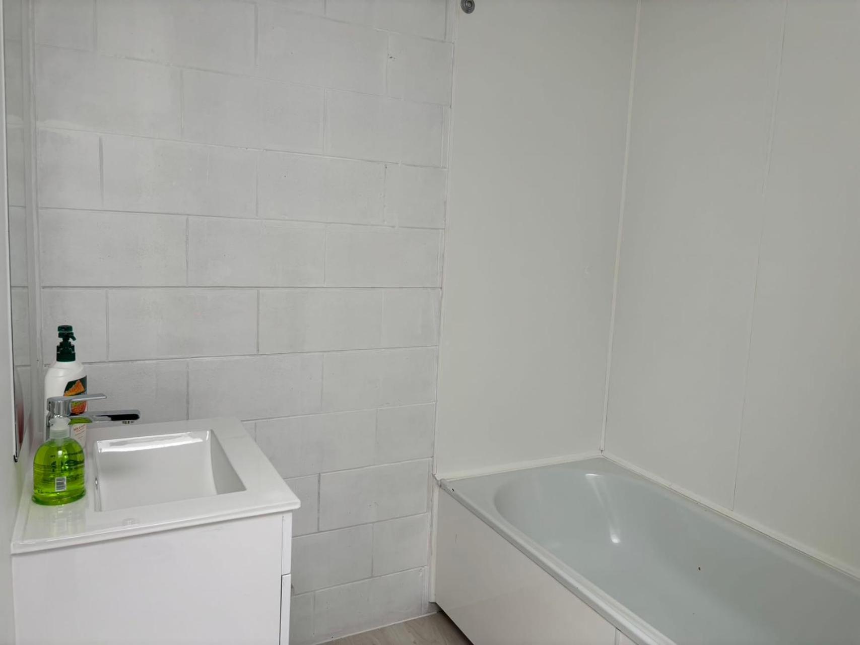 Homestay Avondale Tidy Unit 1 Auckland