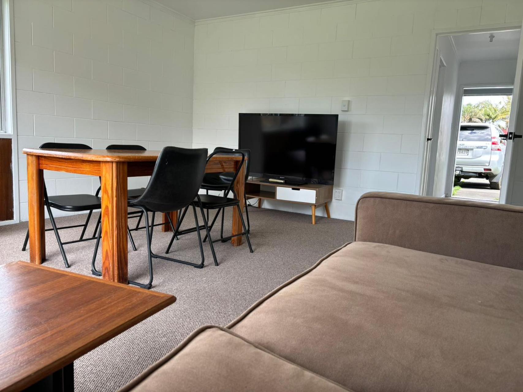 Homestay Avondale Tidy Unit 1 *