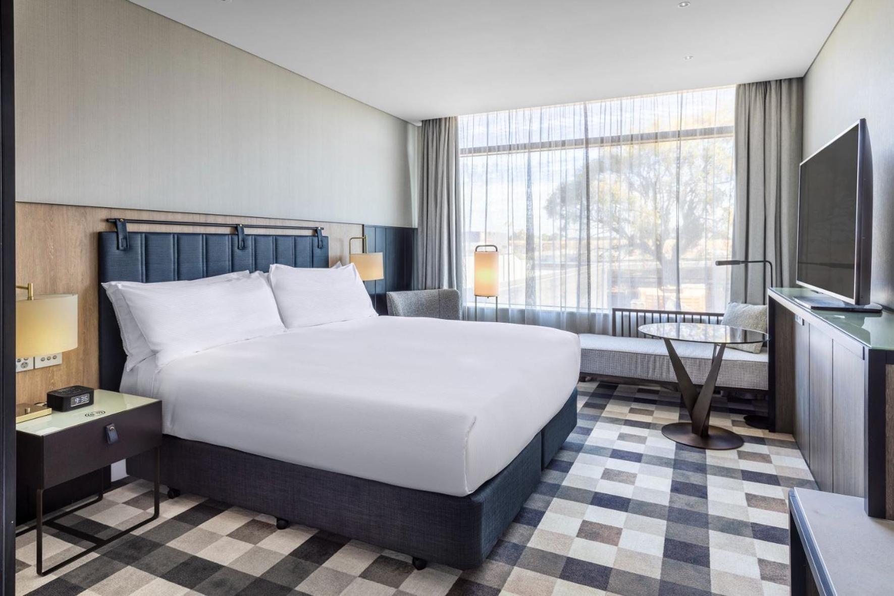 Doubletree By Hilton Karaka 4*