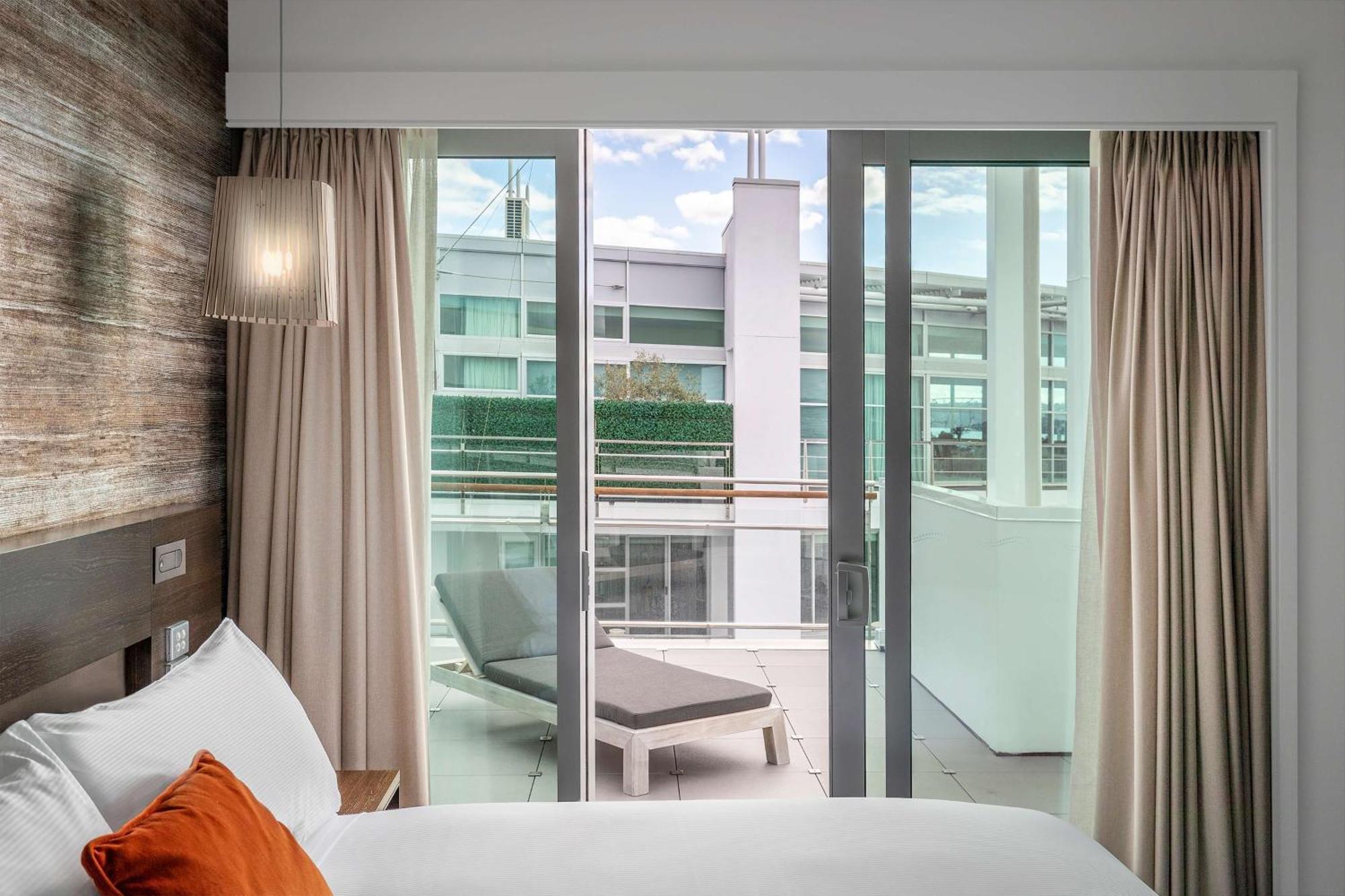 Hilton Hotel 5*