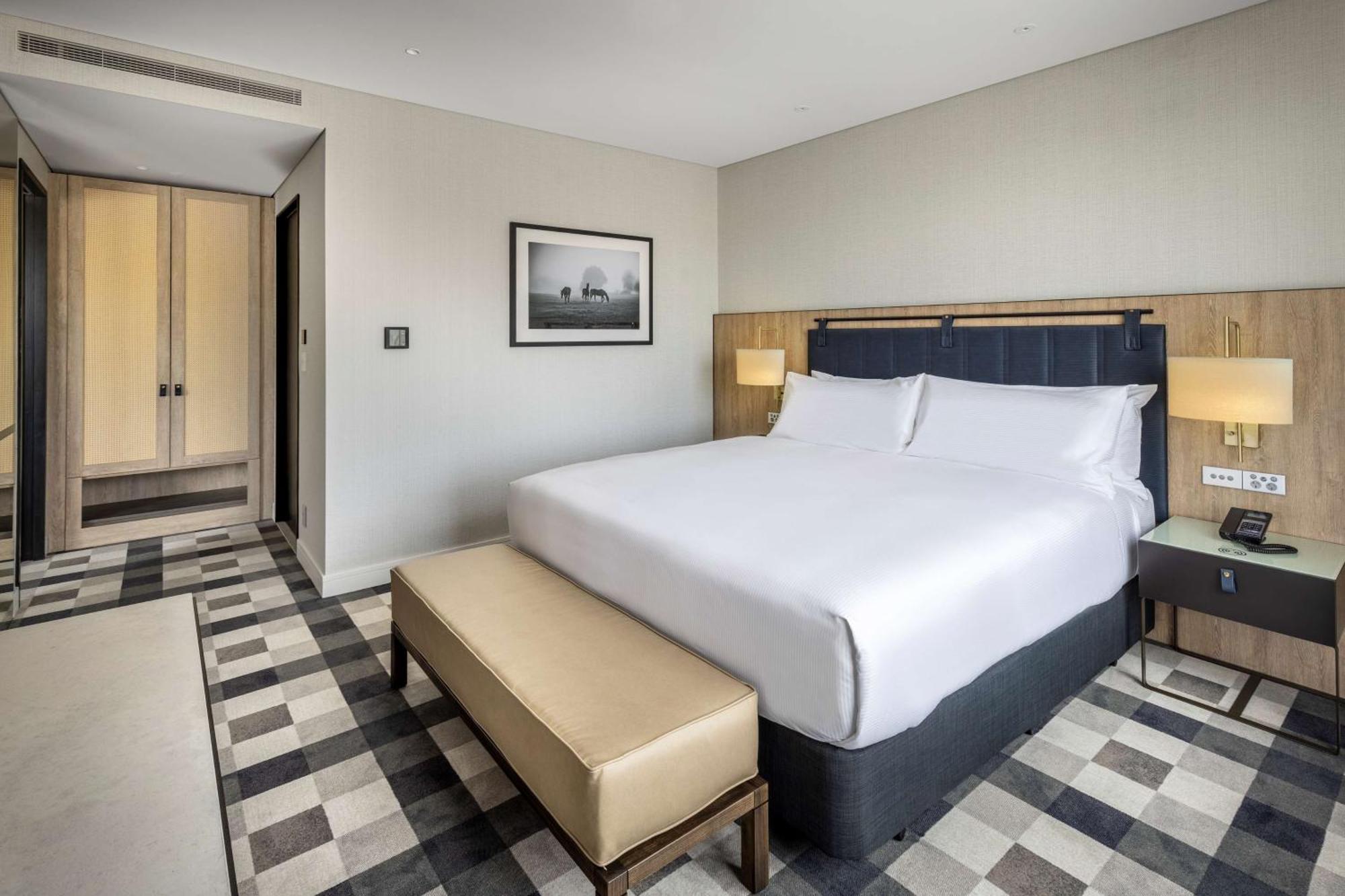 Doubletree By Hilton Karaka 4*