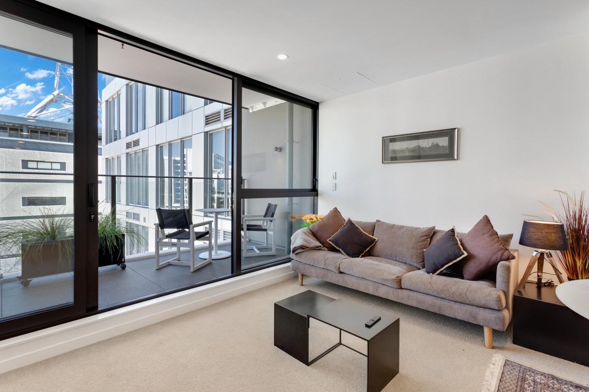 The Cityscape With Wi-fi And Balcony Apartment Auckland