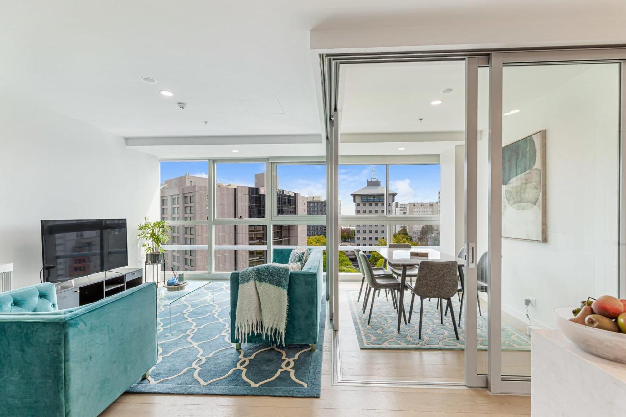 Brand New Luxe 3-bed In Aotea Square Apartment *