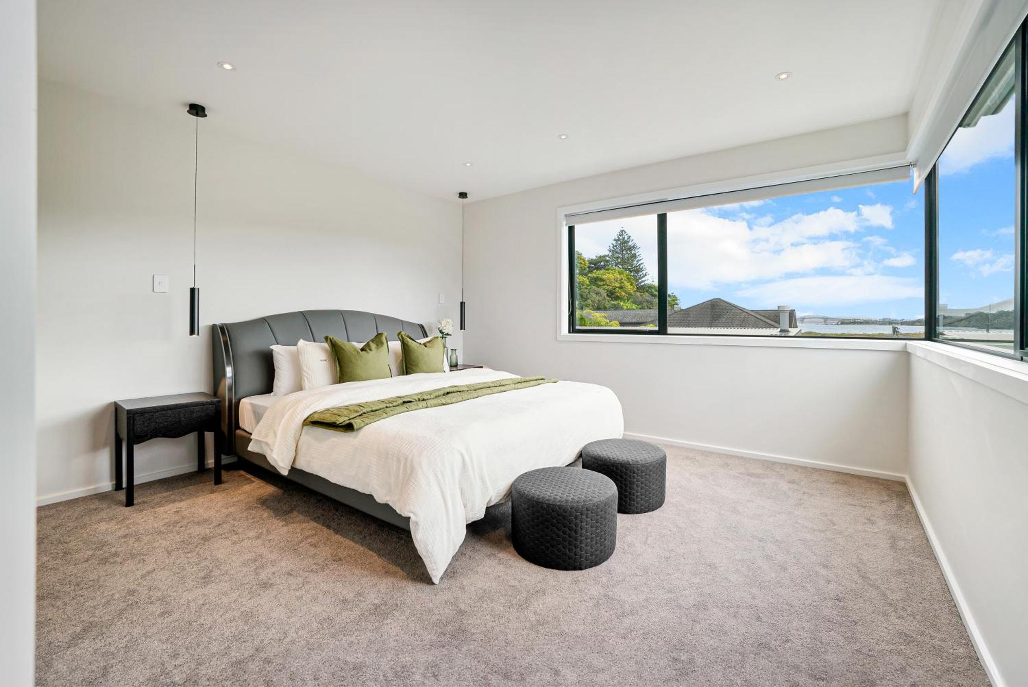 Luxury Sun Soaked Devonport Waterfront 4br Apartment Auckland