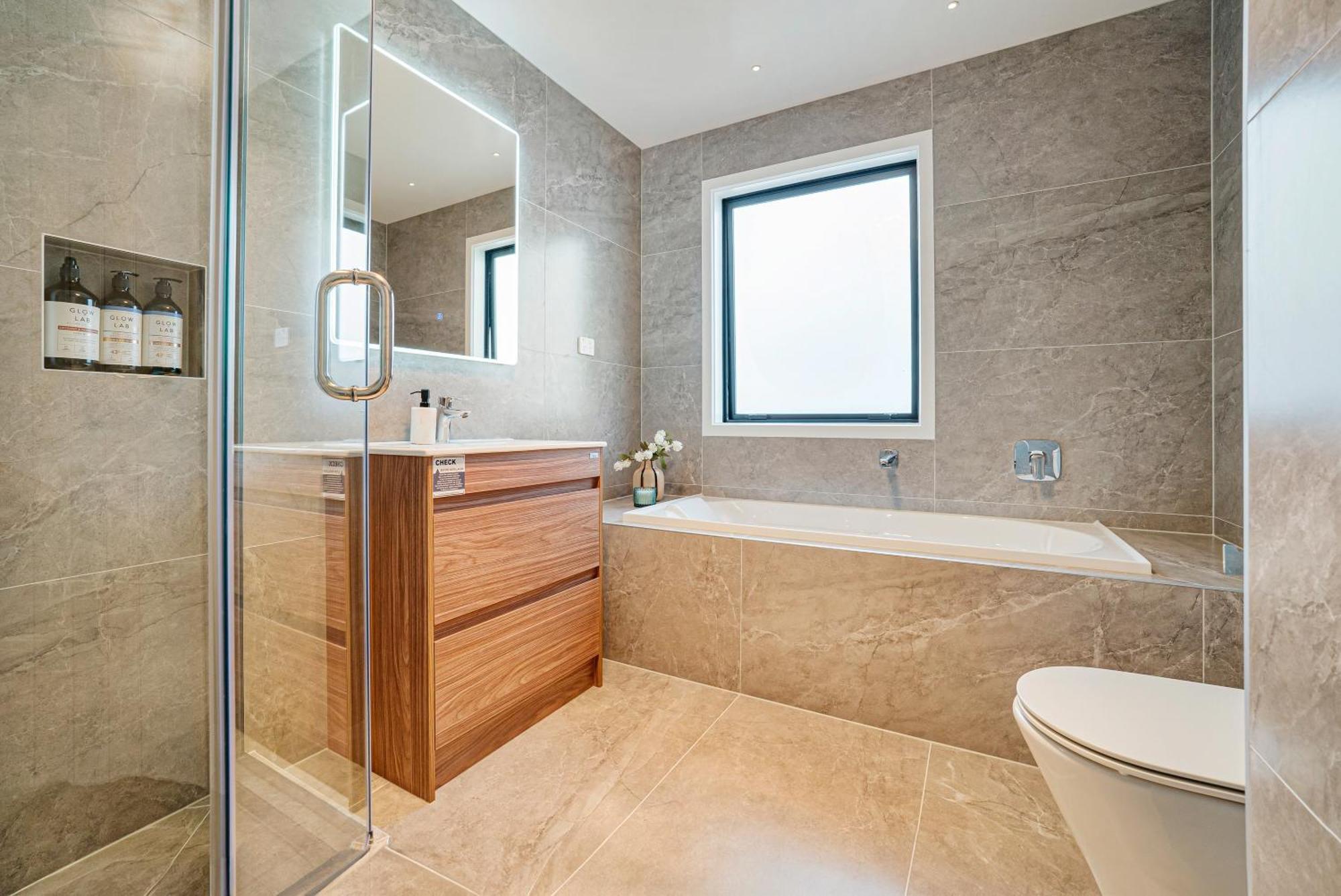 Apartment Luxury Sun Soaked Devonport Waterfront 4br Auckland