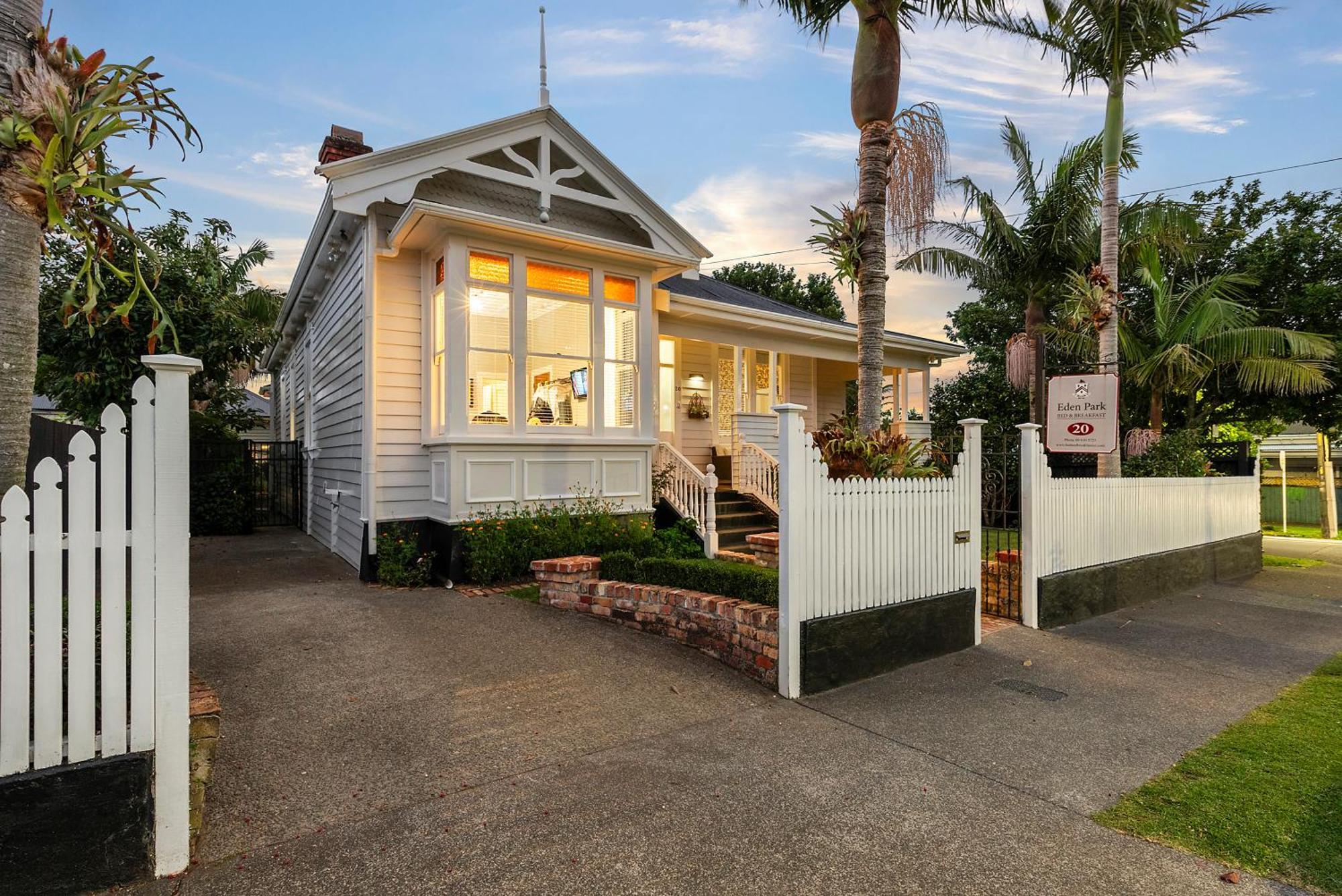 Eden Park 4* Auckland