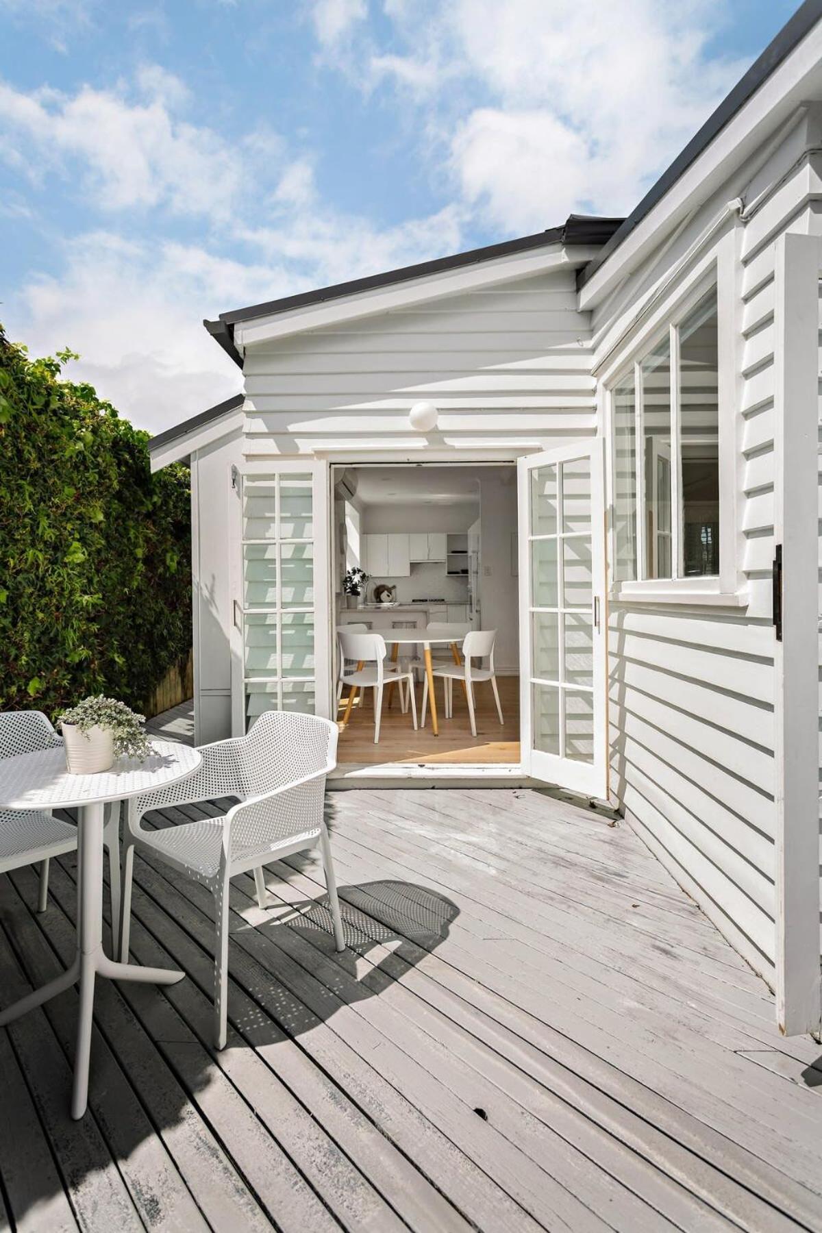 Three-bedroom Grey Lynn Holiday home Auckland