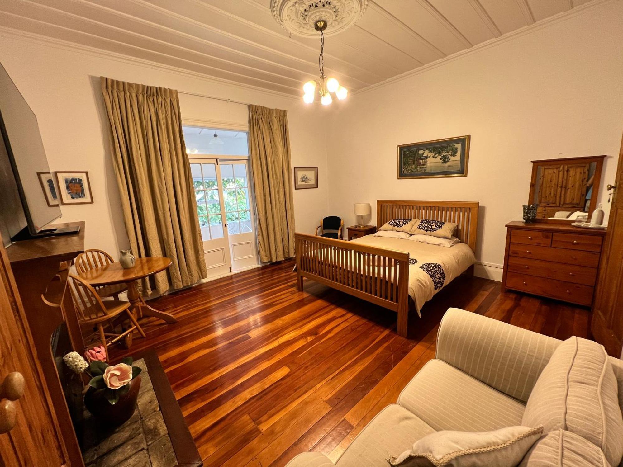 La Casa Bonita Homestay *