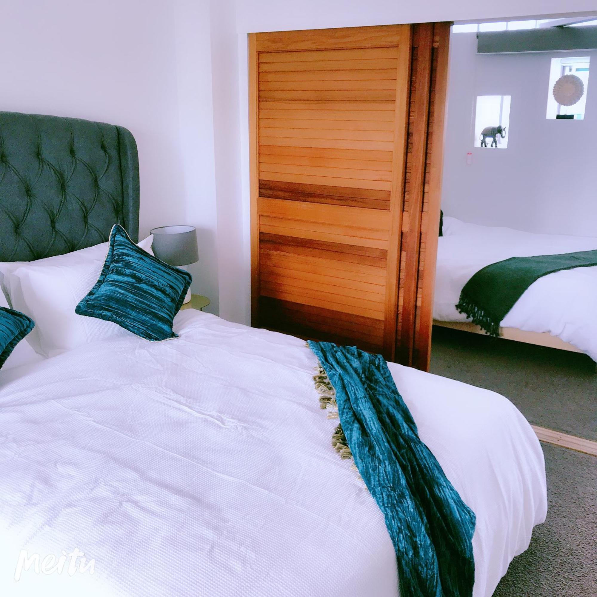 Apartment New Lux Panoramic Sea-view Penthouse On Princes Wharf! The Heart Of Cbd! Free Parking!