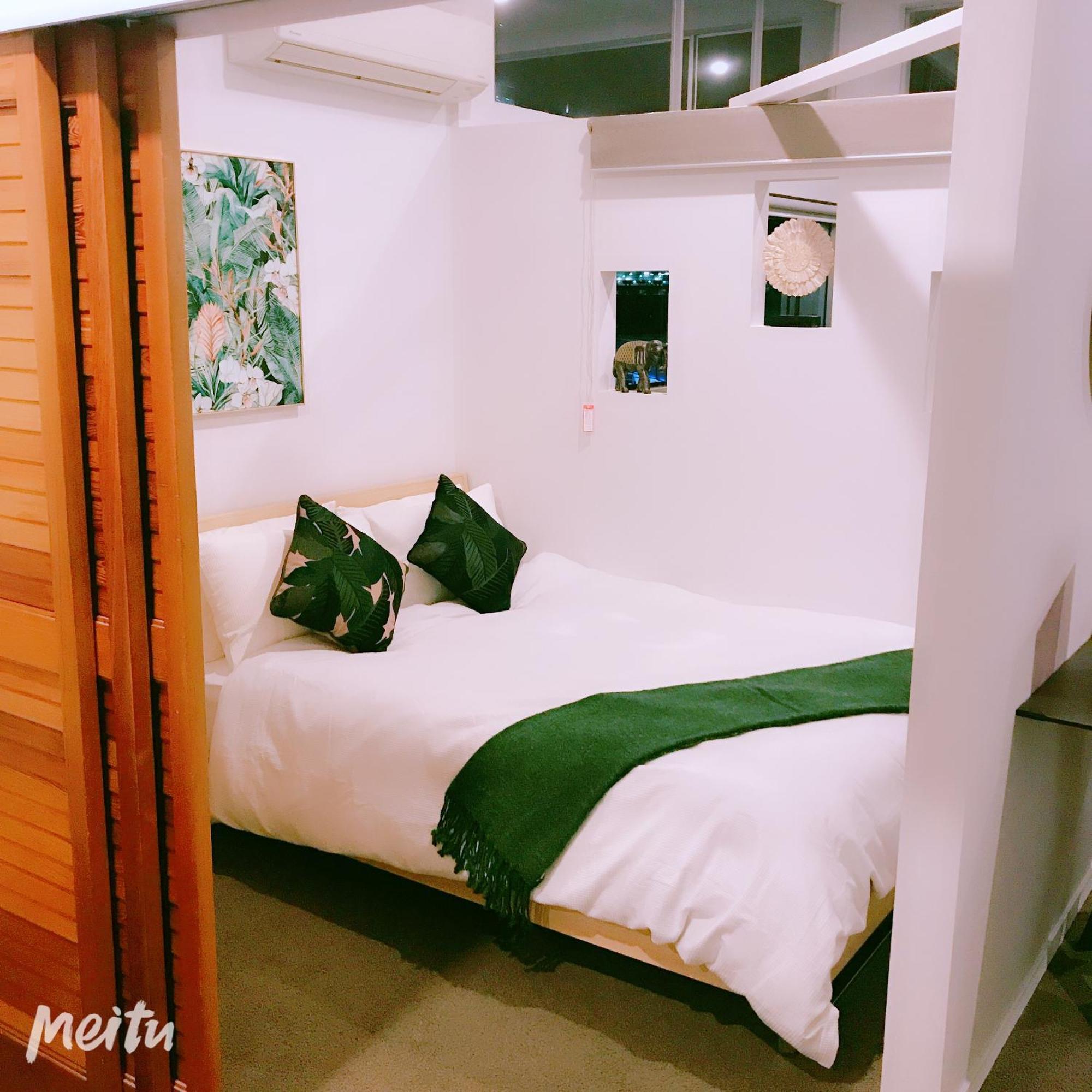 Apartment New Lux Panoramic Sea-view Penthouse On Princes Wharf! The Heart Of Cbd! Free Parking! *