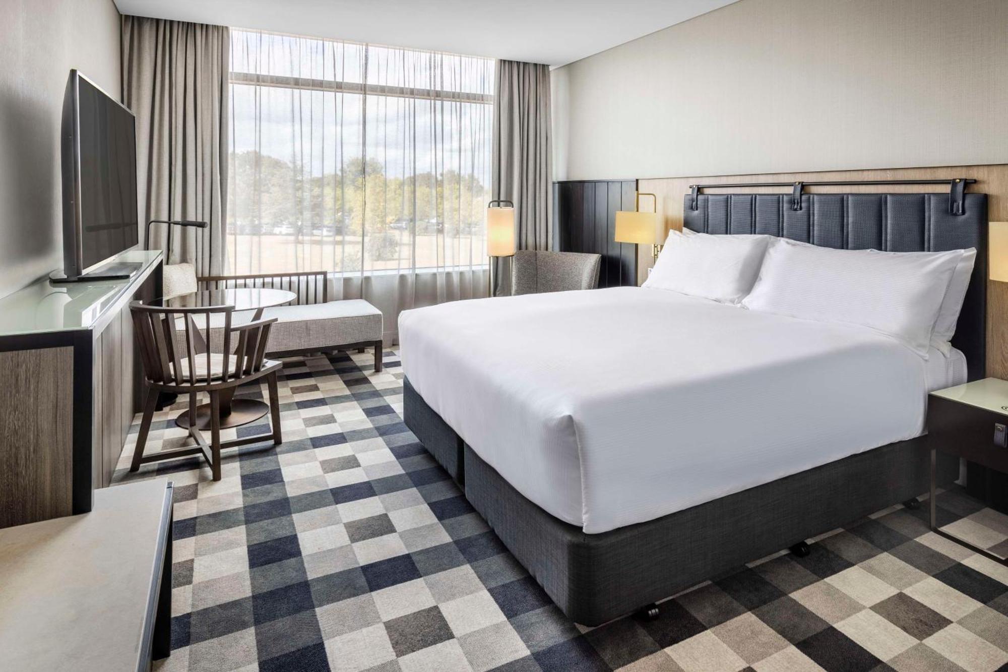 Doubletree By Hilton Karaka